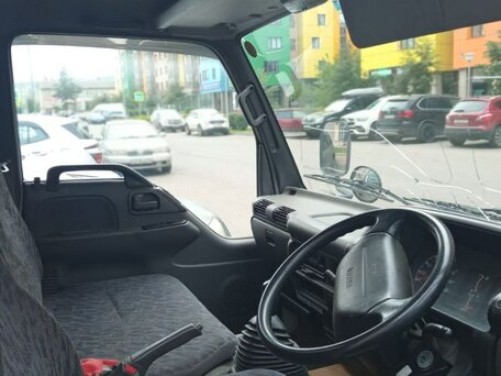 2003 Isuzu Elf (N-series), белый, 1450000 рублей, вид 4