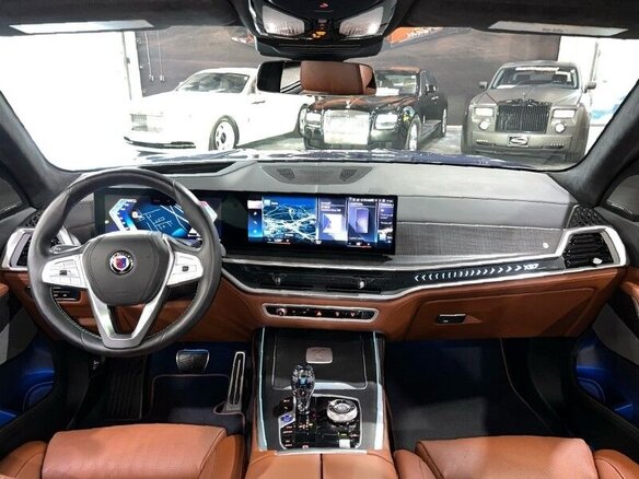 2024 Alpina XB7 G07 Рестайлинг, синий, 23936380 рублей - вид 11