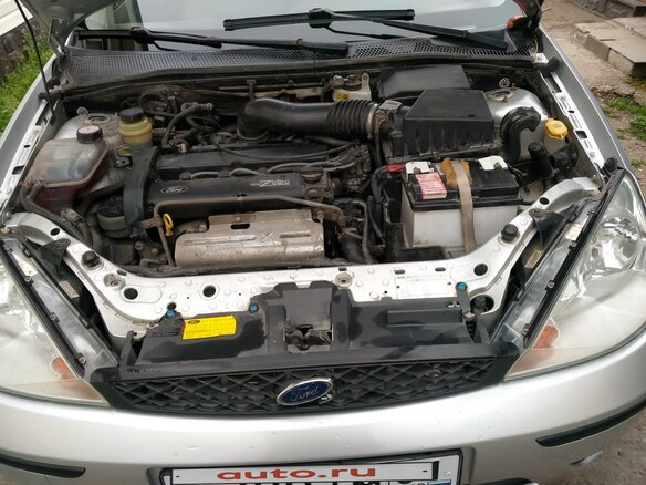 2004 Ford Focus I Рестайлинг, серебристый, 370000 рублей - вид 4