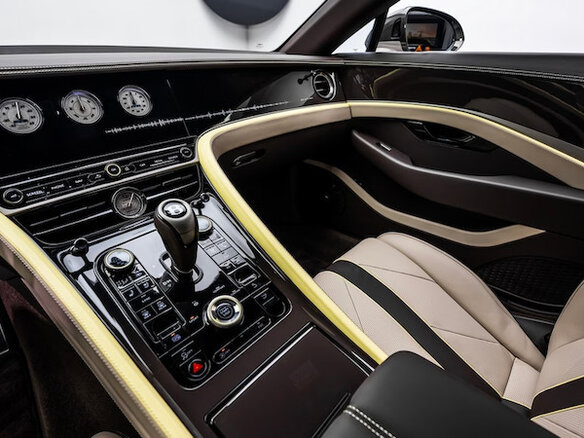 2023 Bentley Mulliner Batur, серый - вид 8