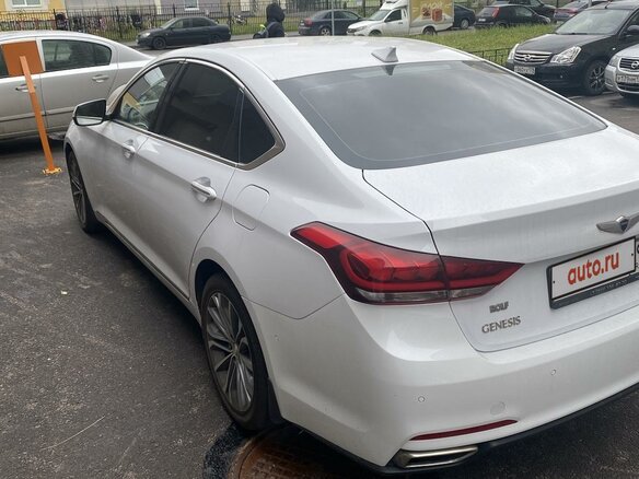 2015 Hyundai Genesis II, белый, 2400000 рублей - вид 5