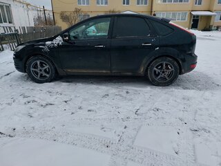2008 Ford Focus II Рестайлинг, чёрный, 530000 рублей, вид 4