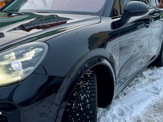 2018 Porsche Cayenne III, чёрный, 6900000 рублей, вид 3