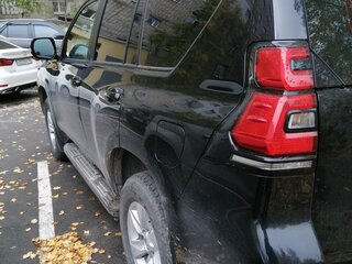 2019 Toyota Land Cruiser Prado 150 Series Рестайлинг 2, чёрный, 5500000 рублей, вид 4