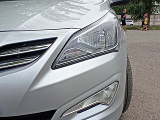 2015 Hyundai Solaris I Рестайлинг, серебристый, 1190000 рублей, вид 4