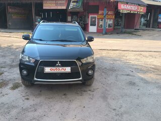 2010 Mitsubishi Outlander II Рестайлинг, чёрный, 1100000 рублей, вид 1