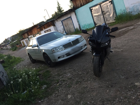 2001 Nissan Gloria XI (Y34), белый