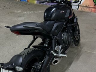 2021 Triumph Trident 660, чёрный, 650000 рублей, вид 5