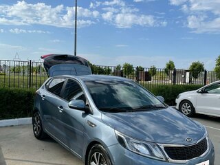 2012 Kia Rio 5-speed III, голубой, 750000 рублей, вид 3