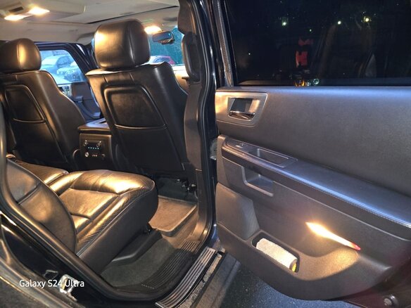 2008 Hummer H2 I Рестайлинг, чёрный, 5700000 рублей - вид 16