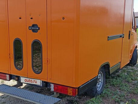 1995 Mercedes-Benz T1, жёлтый, 1150000 рублей, вид 3
