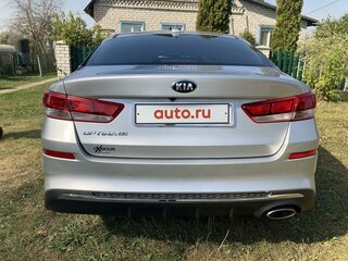 2020 Kia Optima IV Рестайлинг, серебристый, 1950000 рублей, вид 5