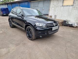 2011 Volkswagen Touareg II, чёрный, 2000000 рублей, вид 4