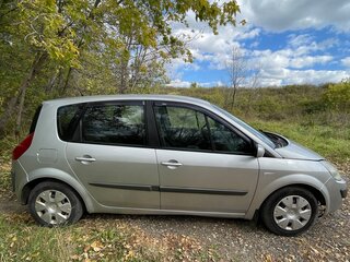 2007 Renault Scenic Grand II Рестайлинг, серебристый, 400000 рублей, вид 3