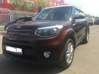 2018 Kia Soul II Рестайлинг, коричневый, 1790000 рублей, вид 1