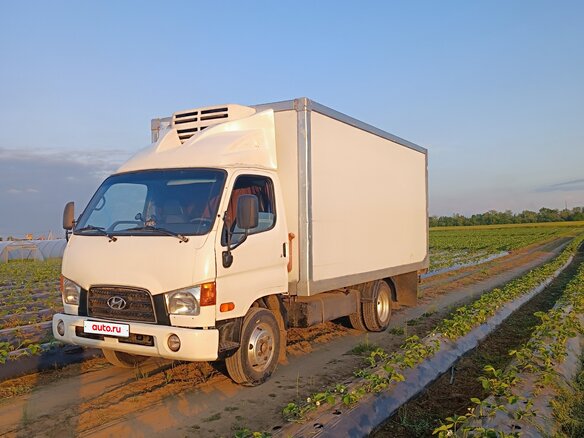 2013 Hyundai e-Mighty, белый, 1475000 рублей - вид 2