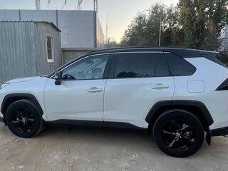 2021 Toyota RAV4 V (XA50), белый, 4650000 рублей, вид 5