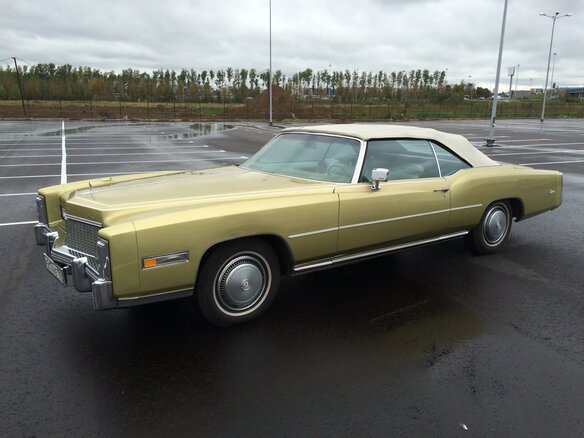1975 Cadillac Eldorado IX, золотистый - вид 1