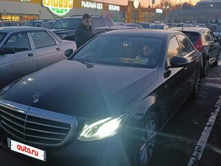 2018 Mercedes-Benz E-Класс 200 V (W213, S213, C238), чёрный, 1950000 рублей, вид 3
