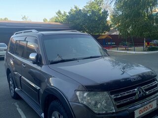2010 Mitsubishi Pajero IV, коричневый, 2300000 рублей, вид 2