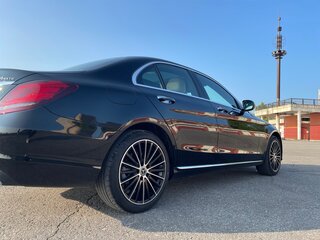 2018 Mercedes-Benz C-Класс 300 IV (W205) Рестайлинг, чёрный, 3300000 рублей, вид 3