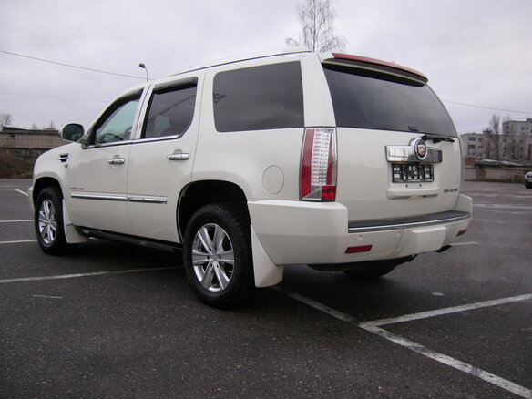 2008 Cadillac Escalade ESV III, белый - вид 3