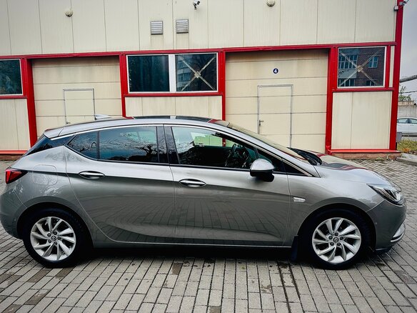 2016 Opel Astra K, серый, 1400000 рублей - вид 6