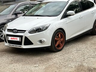 2011 Ford Focus III, белый, 690000 рублей, вид 1