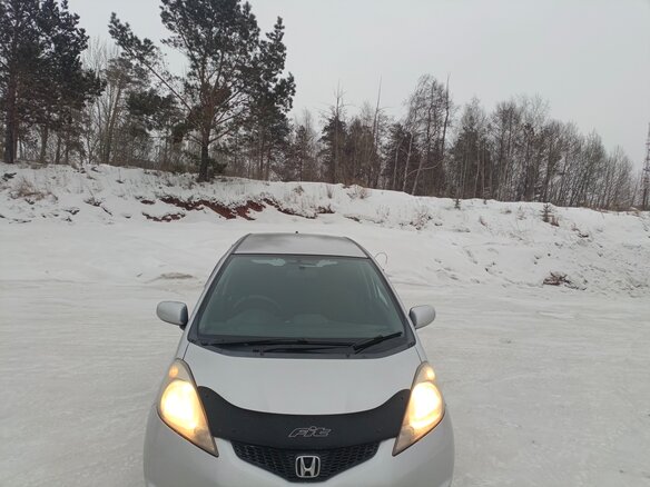 2008 Honda Fit II, серый, 670000 рублей - вид 1