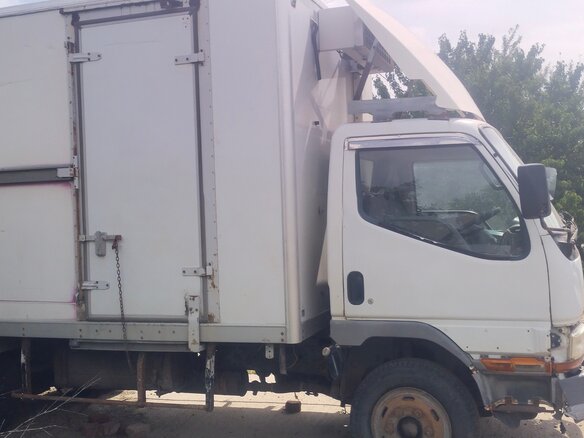 1998 Mitsubishi Minicab, белый, 900000 рублей - вид 4