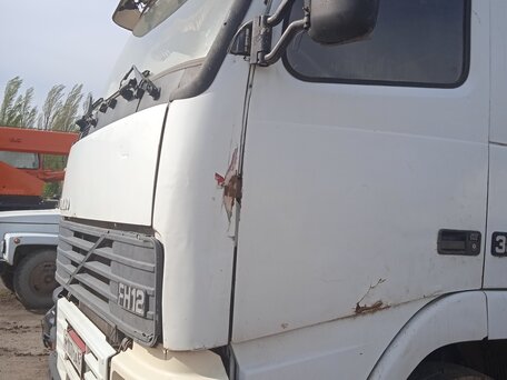 1994 Volvo FH, белый, 899000 рублей, вид 3