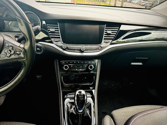 2016 Opel Astra K, серый, 1400000 рублей - вид 8