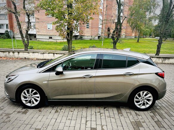 2016 Opel Astra K, серый, 1400000 рублей - вид 5