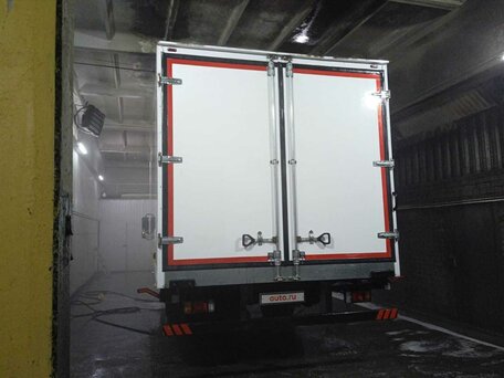 2018 Isuzu Elf (N-series), белый, 3150000 рублей, вид 2