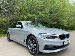 2019 BMW 5 серии 520d xDrive VII (G30/G31/G38), серебристый, 3300000 рублей, вид 2