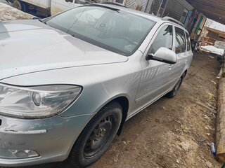2011 Skoda Octavia II (A5) Рестайлинг, серебристый, 970000 рублей, вид 3