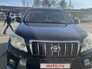 2010 Toyota Land Cruiser Prado 150 Series, чёрный, 3000000 рублей, вид 1