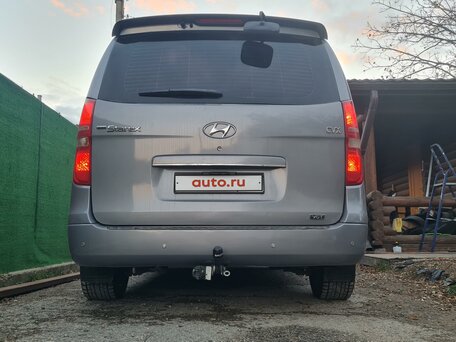 2011 Hyundai Grand Starex, серый, 1790000 рублей, вид 5