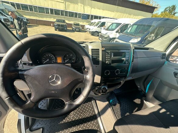2016 Mercedes-Benz Sprinter, белый, 2800000 рублей - вид 8