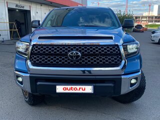 2019 Toyota Tundra CrewMax II Рестайлинг, синий, 5800000 рублей, вид 3