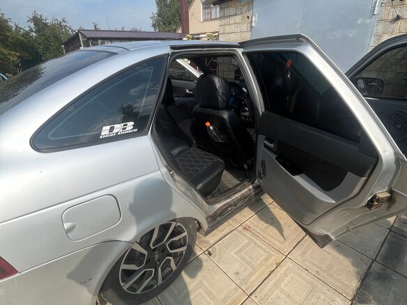 2009 Lada (ВАЗ) Priora I, серебристый, 250000 рублей - вид 9