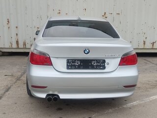 2006 BMW 5 серии 530xi V (E60/E61), серый, 900000 рублей, вид 4