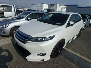 2017 Toyota Harrier III (XU60) Рестайлинг, белый, 2850000 рублей, вид 3