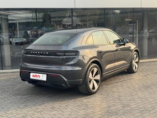 2024 Porsche Macan 4 II, чёрный, 9750000 рублей, вид 2