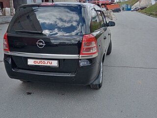 2010 Opel Zafira B Рестайлинг, чёрный, 750000 рублей, вид 1