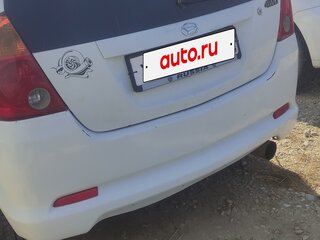 2001 Daihatsu YRV I, белый, 400000 рублей, вид 2