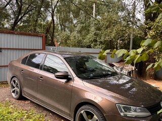 2013 Volkswagen Jetta VI, коричневый, 1050000 рублей, вид 2