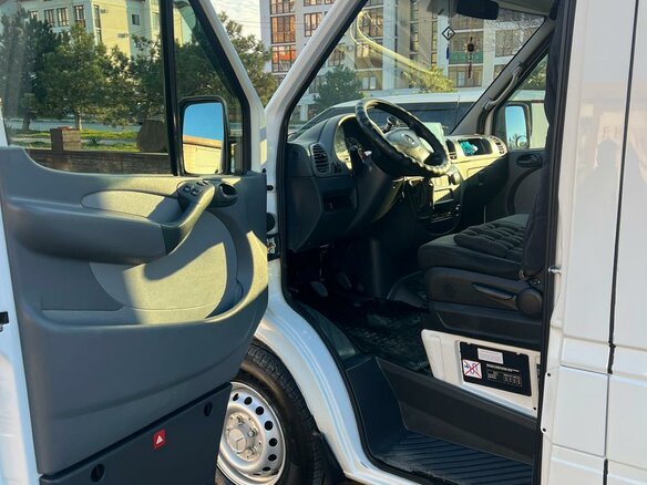 2014 Mercedes-Benz Sprinter, белый, 1900000 рублей - вид 14