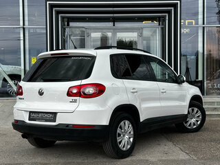 2011 Volkswagen Tiguan I, белый, 950000 рублей, вид 5