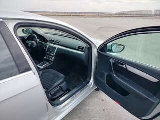 2011 Volkswagen Passat B7, серебристый, 1100000 рублей, вид 4